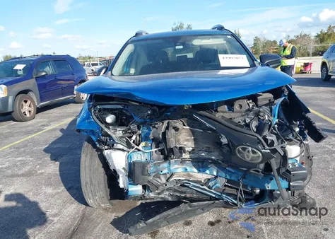 2018 Toyota Rav4 Le из США, поврежденный, VIN JTMZFREV9JJ15599